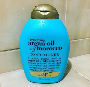 Renewing argan oil of morocco is a shampoo to help de-frizz. 