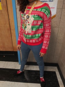 20181220_134509-Analeah wearing her sweater