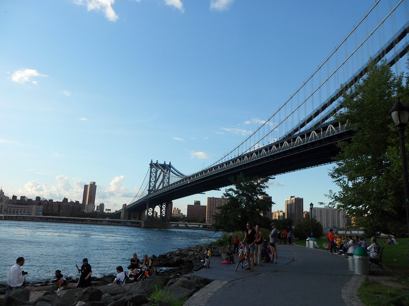 Photo of the Manhattan Bridge taken by Pebble Beach in Downtown Brooklyn. / CC BY-NC-SA 2.0